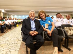 Palestrante Prof. César Abicalaffe e IS Carmen Seffrin de S.José dos Pinhais